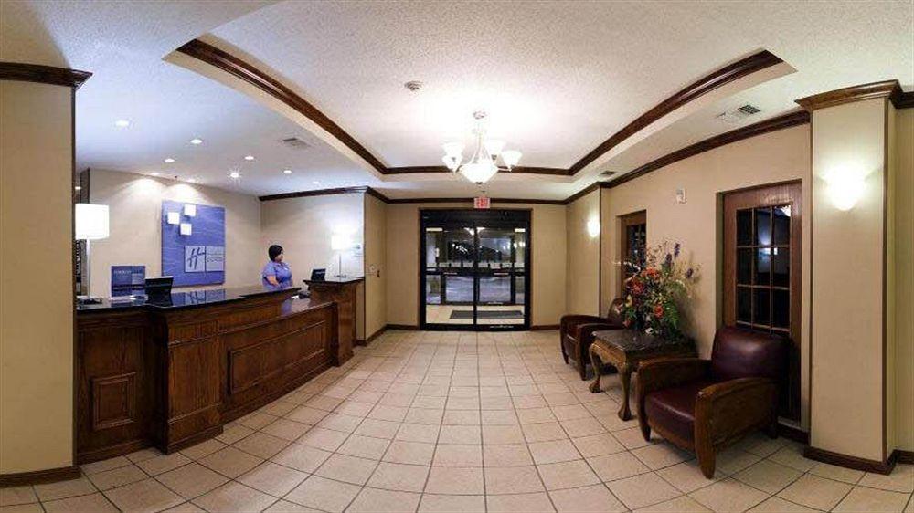 Holiday Inn Express Hotel & Suites Plainview By Ihg Exteriér fotografie